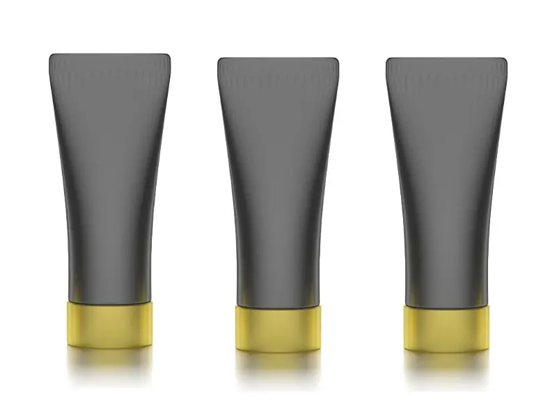 AI Product Bundle Generator showing three cosmetic tubes composed as a pack of 3 bundle